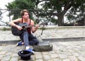 Le-Chanteur_02.jpg Le-Chanteur_02.jpg